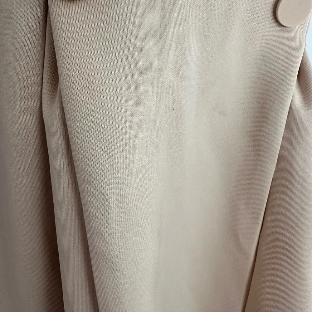 Megan M3GAN Spirit Halloween Costume dress - Picture 6 of 9